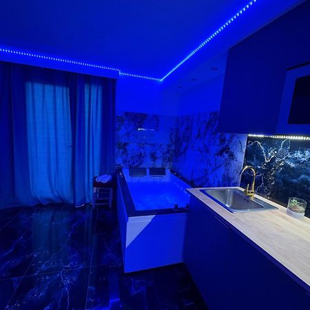 Studio Avec Jaccuzzi Saintry-sur-Seine Kültér fotó