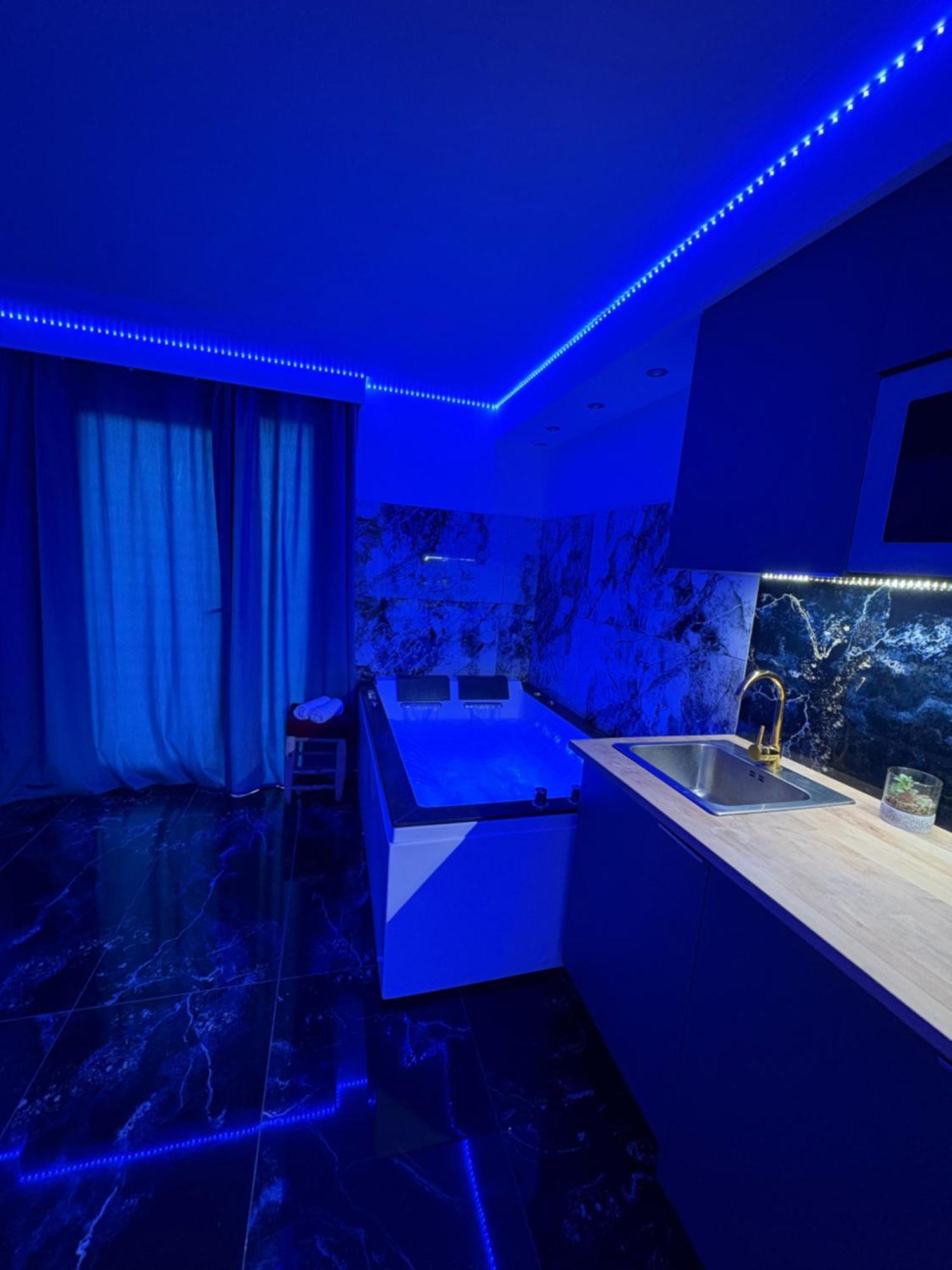 Studio Avec Jaccuzzi Saintry-sur-Seine Kültér fotó